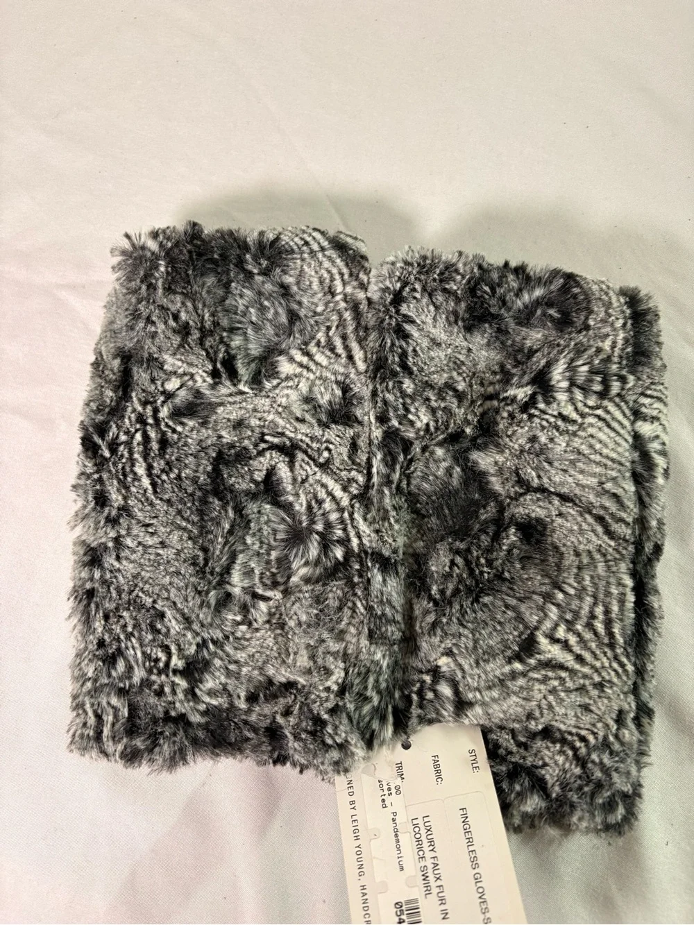 Fingerless Faux Fur Kids Gloves - Licorice Swirl(bc14)